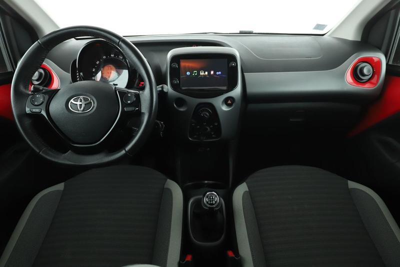 Toyota Aygo 1.0 Vvt-i X-Play 5p 72 ch
