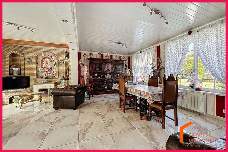 Maison - 195 m² - 6 pièces