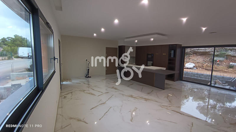 Maison - 128 m² - 4 pièces