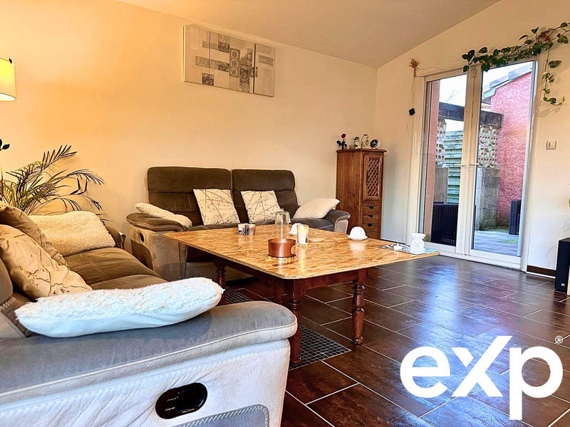 Maison - 170 m² - 9 pièces