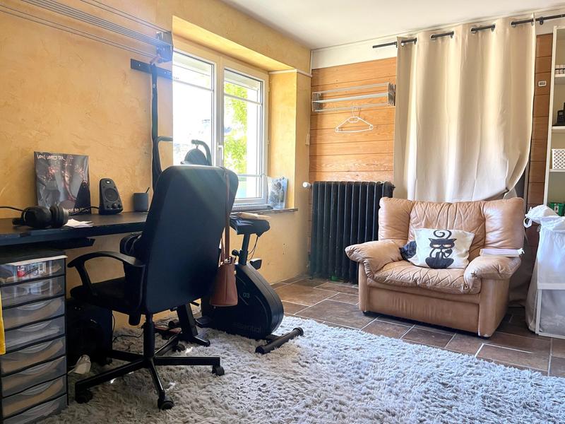 Appartement - 146 m² - 6 pièces