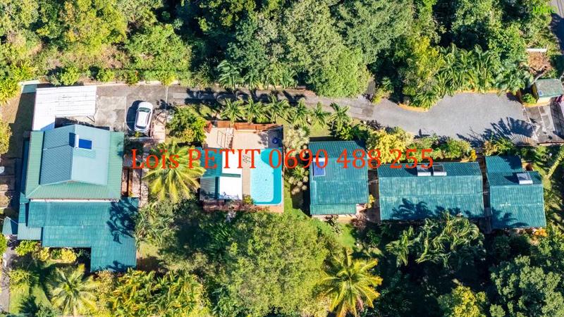 Maison - 367 m² - 11 pièces