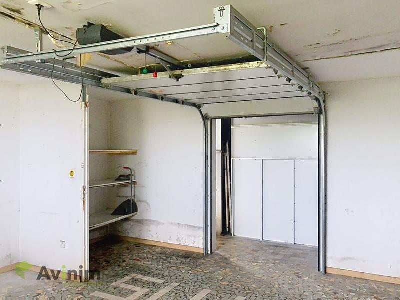 Local commercial - 1 000 m²