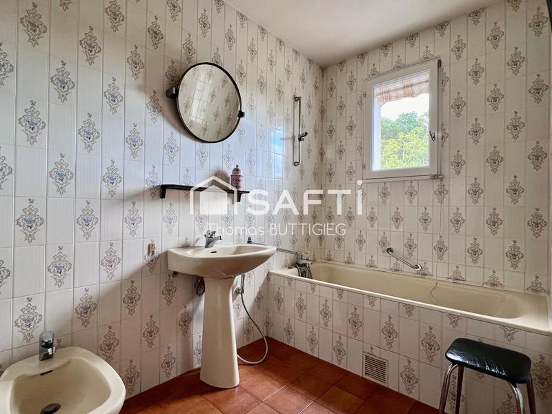 Maison - 115 m² - 6 pièces