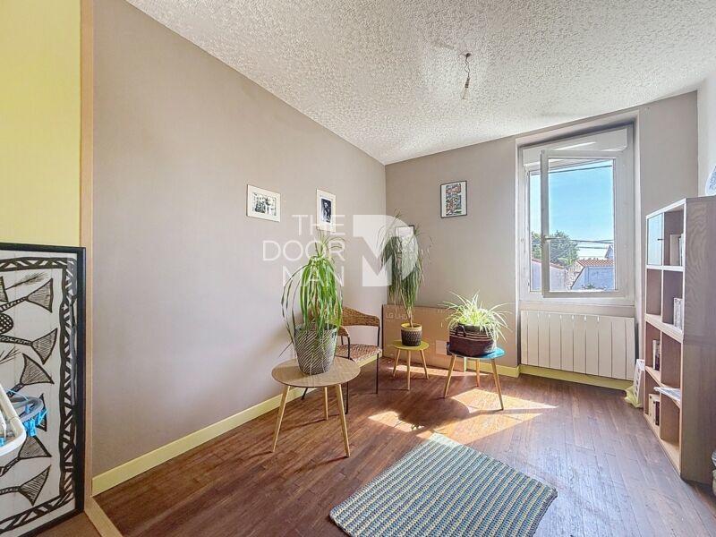 Maison - 87 m² - 4 pièces