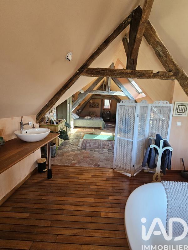 Maison - 214 m² - 6 pièces