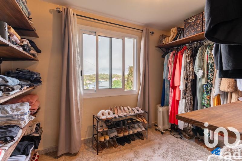 Maison - 238 m² - 13 pièces