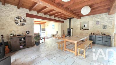 Maison - 200 m² - 6 pièces