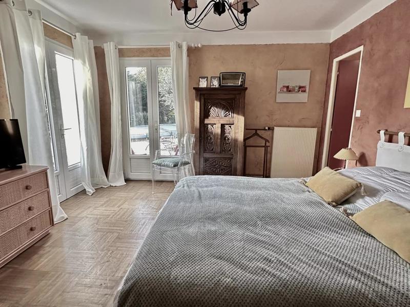 Maison - 194 m² - 7 pièces