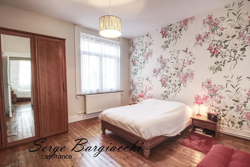 Maison bourgeoise - 214 m² - 8 pièces