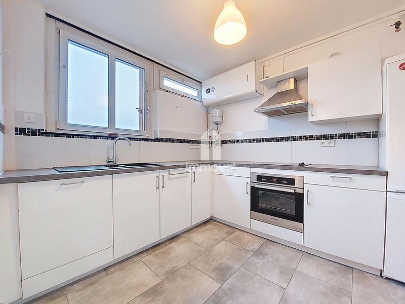 Appartement - 84 m² - 4 pièces