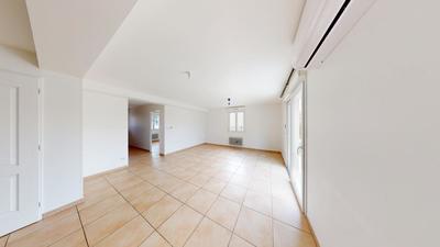 Maison - 94 m² - 5 pièces