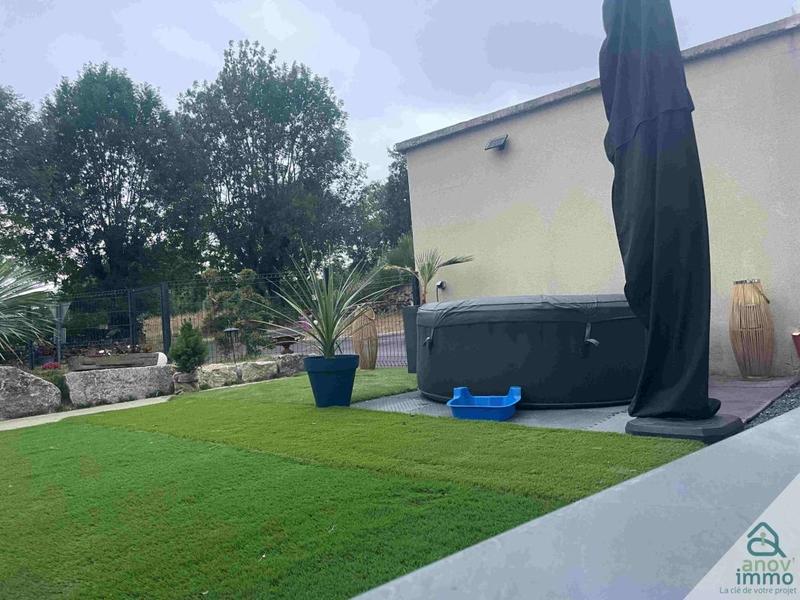 Propriété - 593 m² - 14 pièces