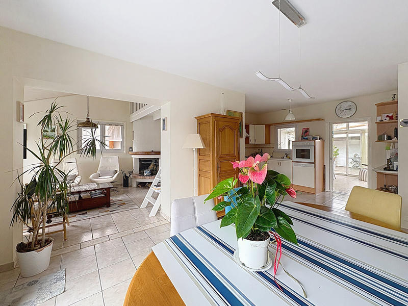 Maison - 138 m² - 5 pièces