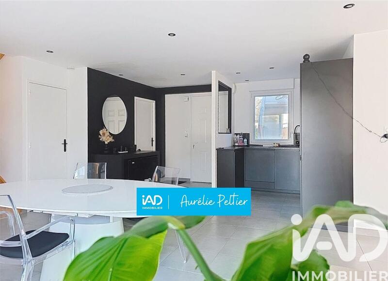 Maison - 101 m² - 5 pièces