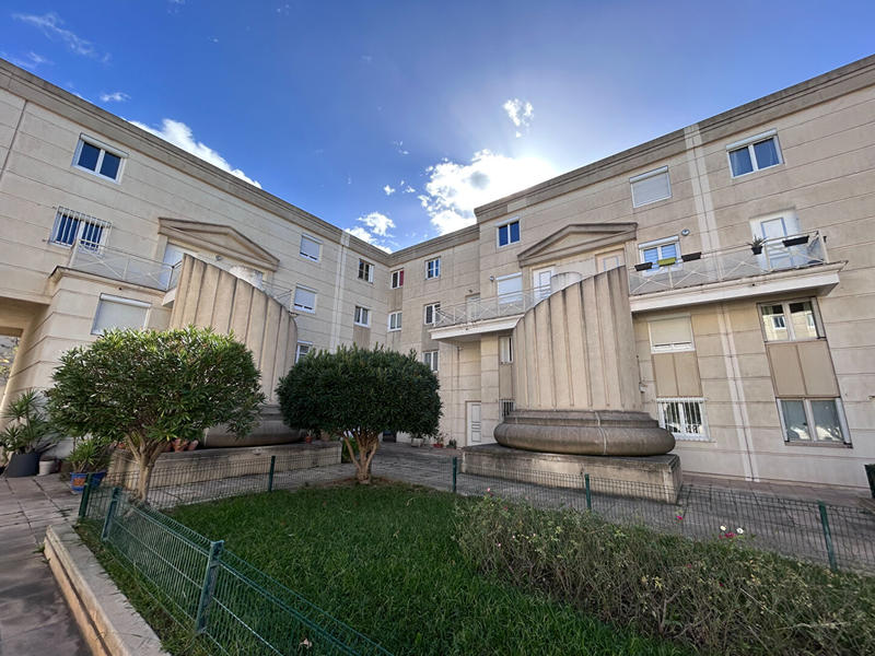 Appartement - 85 m² - 5 pièces