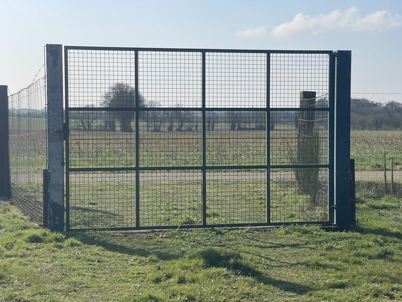 Terrain - 34 900 m²