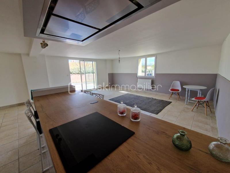 Maison traditionnelle - 84 m² - 3 pièces