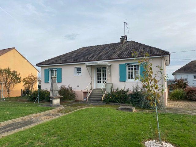 Maison - 88 m² - 5 pièces