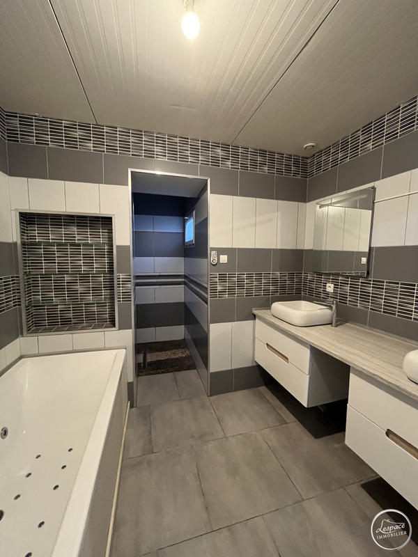 Appartement - 60 m² - 3 pièces