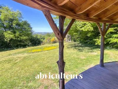 Propriété - 160 m² - 9 pièces