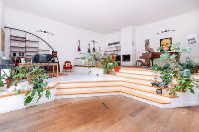 Appartement - 219 m² - 5 pièces