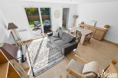 Maison - 111 m² - 5 pièces