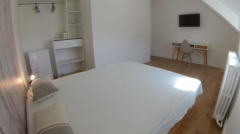 Maison - 12 m² - 6 pièces