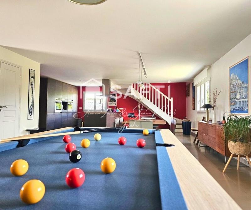 Appartement - 170 m² - 5 pièces