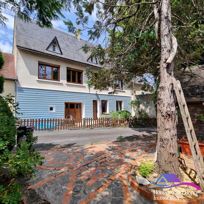 Maison - 92 m² - 5 pièces