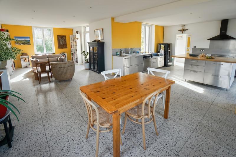 Maison - 148 m² - 5 pièces