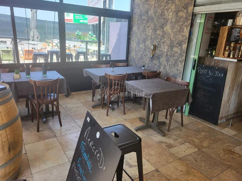 Fonds de commerce - 75 m²