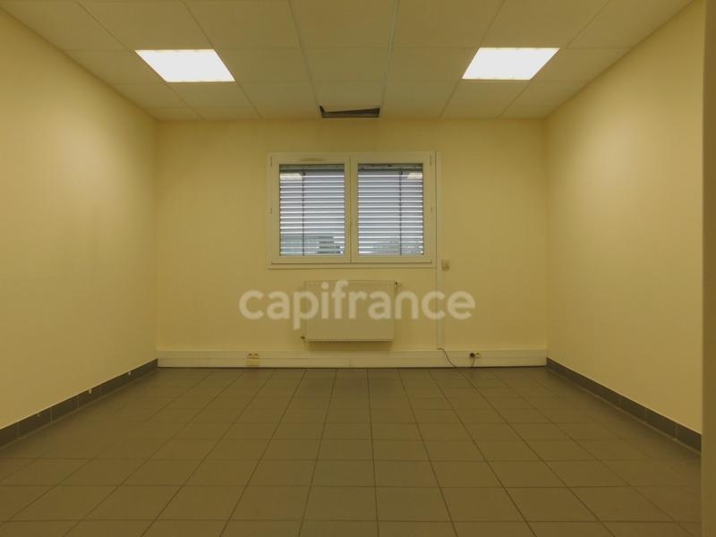 Bureau - 144 m² - 7 pièces