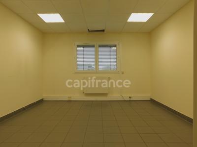 Bureau - 144 m² - 7 pièces