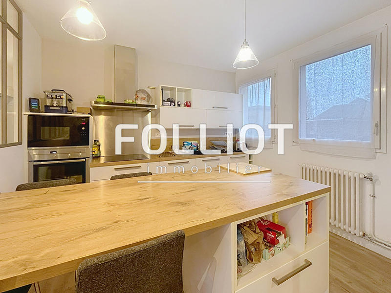 Appartement - 112 m² - 4 pièces