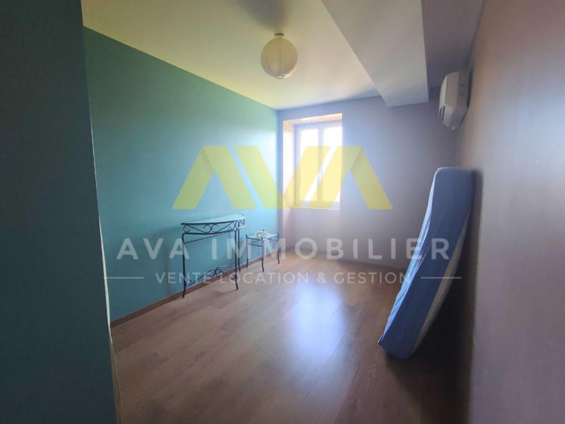 Propriété - 264 m² - 8 pièces