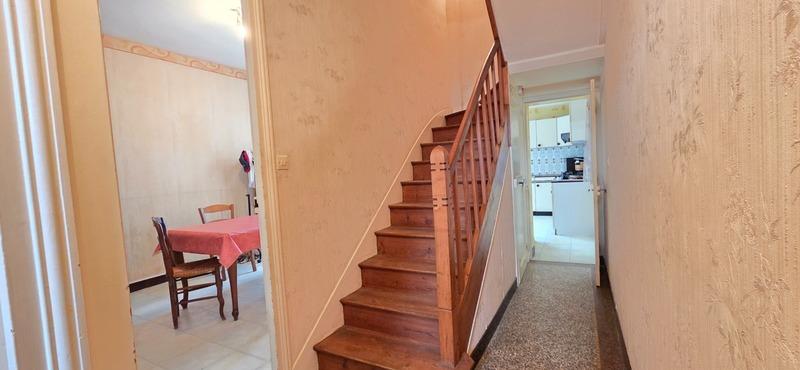 Maison - 104 m² - 4 pièces