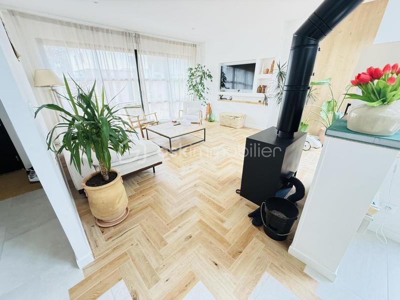 Maison - 149 m² - 6 pièces