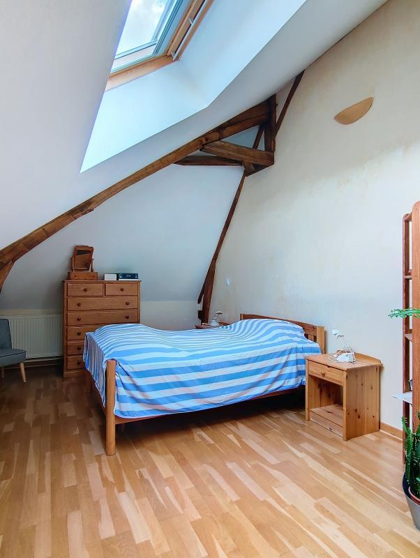 Maison - 201 m² - 9 pièces