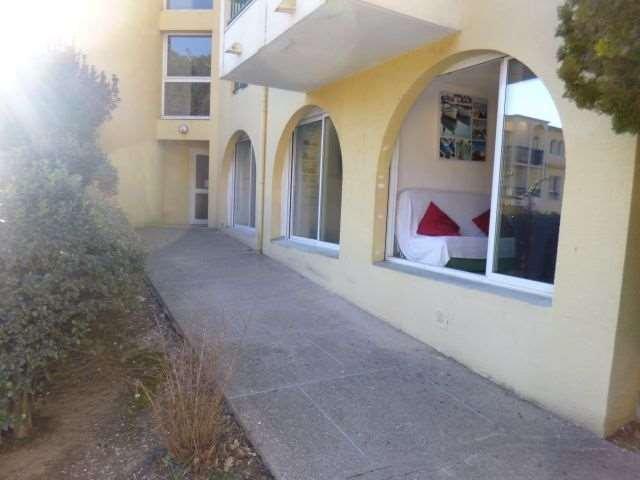 Studio - 15 m² - 2 pièces