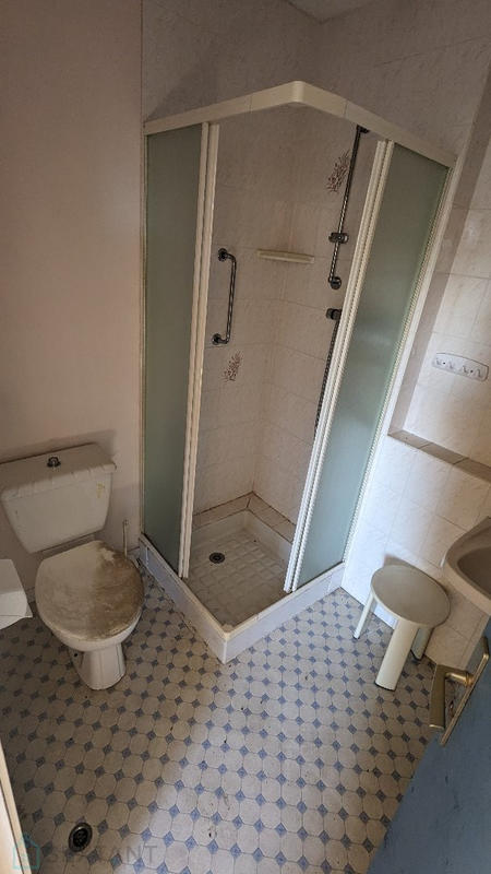 Maison - 335 m² - 15 pièces