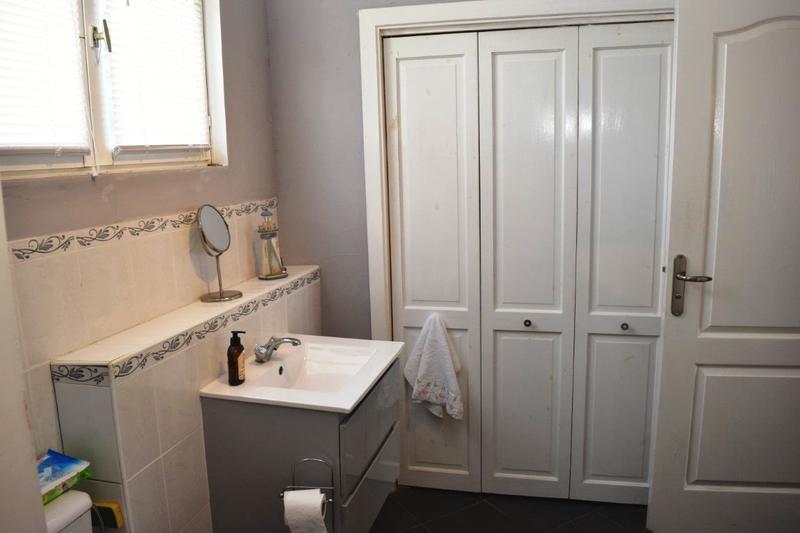 Maison - 111 m² - 8 pièces