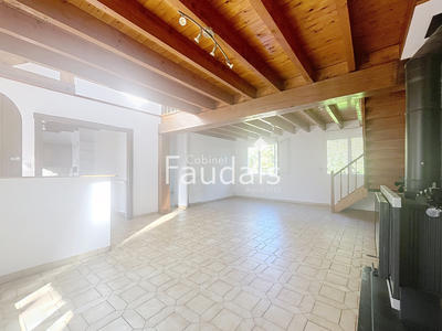 Maison - 122 m² - 6 pièces