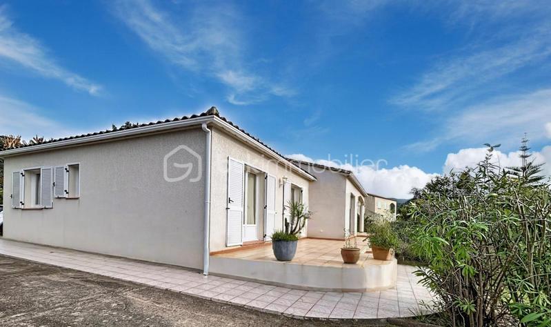 Maison - 120 m² - 4 pièces