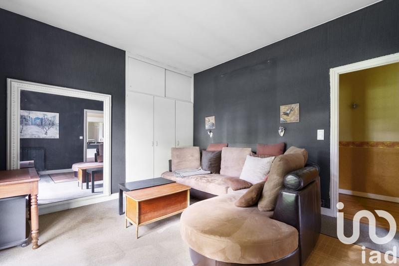 Maison - 277 m² - 10 pièces