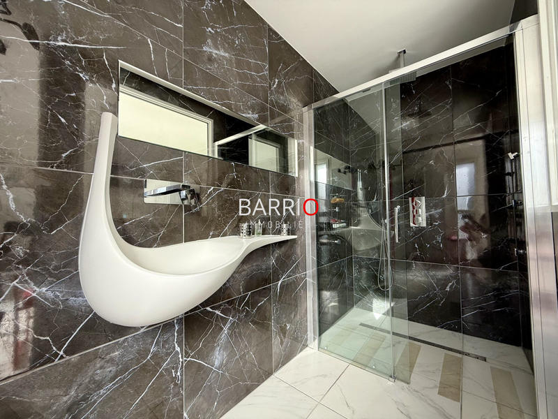 Maison - 97 m² - 3 pièces