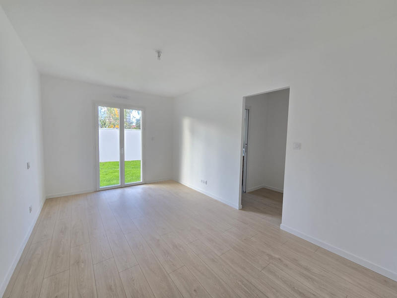 Maison - 104 m² - 4 pièces