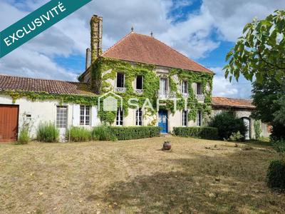 Maison - 293 m² - 11 pièces