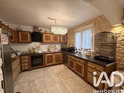 Maison - 96 m² - 4 pièces