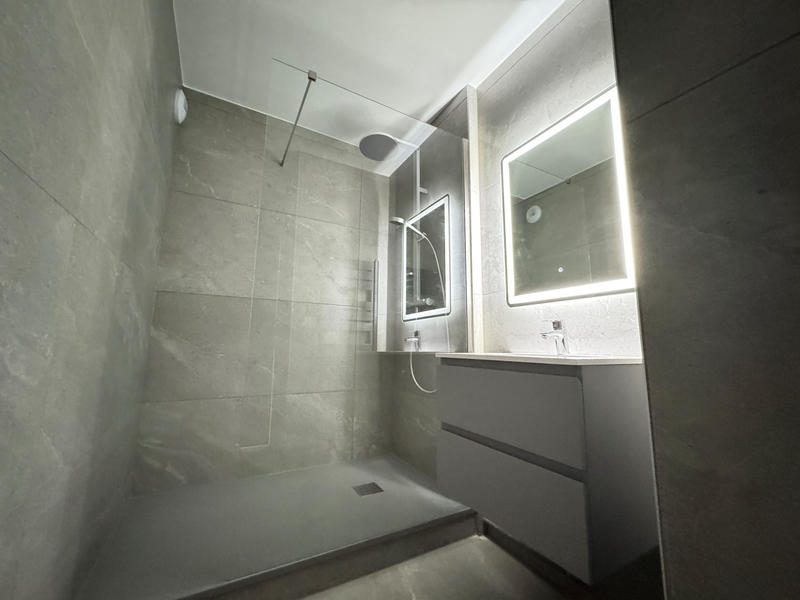 Appartement - 94 m² - 4 pièces